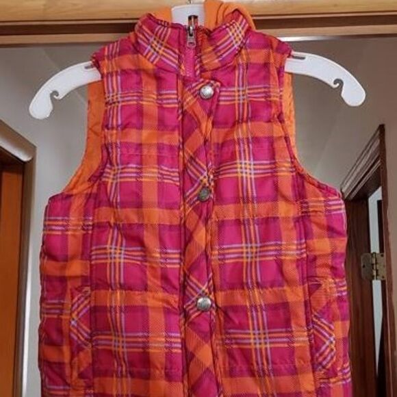 Pretty Girls Pink Orange Plaid Hooded Vest Sz 7/8 - Picture 1 of 2